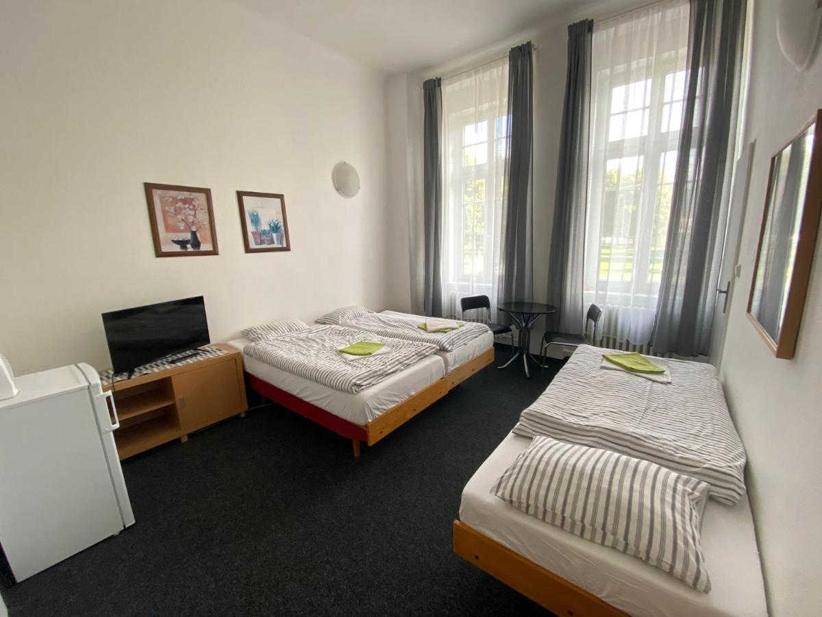 Penzion Zahrada Cech Litomerice Exterior foto