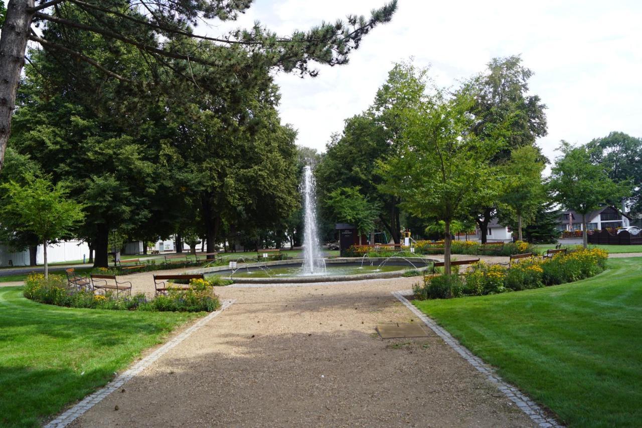 Penzion Zahrada Cech Litomerice Exterior foto